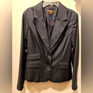 New, Merona Gray Lined Wool Blend Blazer W/3 Front Pockets. Size 6
